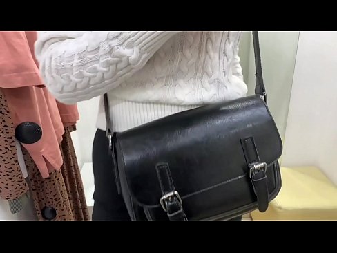 ❤️ Публична мастурбация на младата кучка FeralBerry с вибратор в стаята за обличане ☑ Руско порно в bg.thebestfetishsites.ru